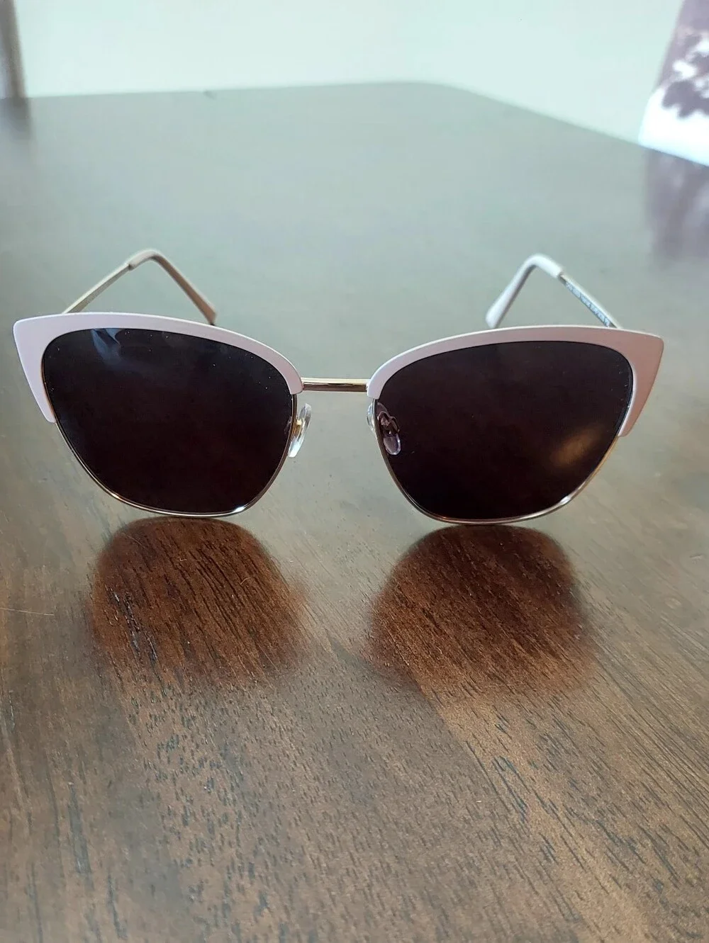 New Foster Grant Cat-Eye Polarized Sunglasses